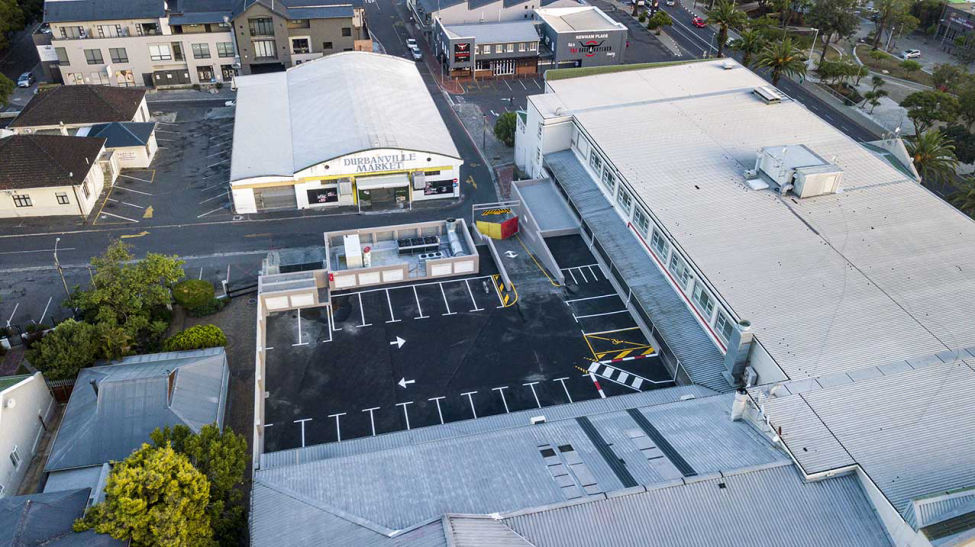 Indawo Palm Grove Shopping Centre Parking Area.jpg